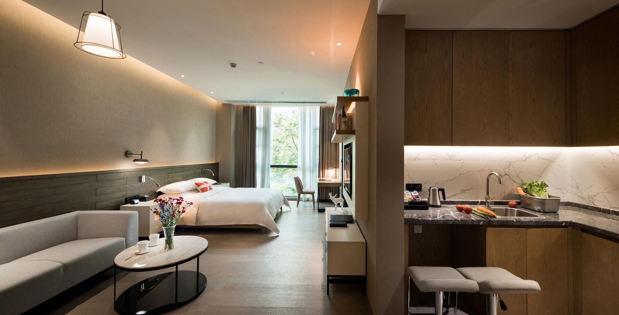 Swisstouches Guangzhou Hotel Residences Eksteriør billede
